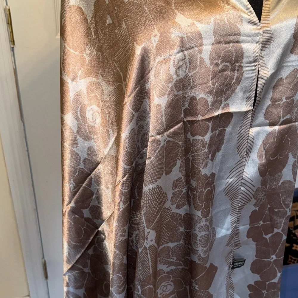 Gold and Cream Floral Scarf